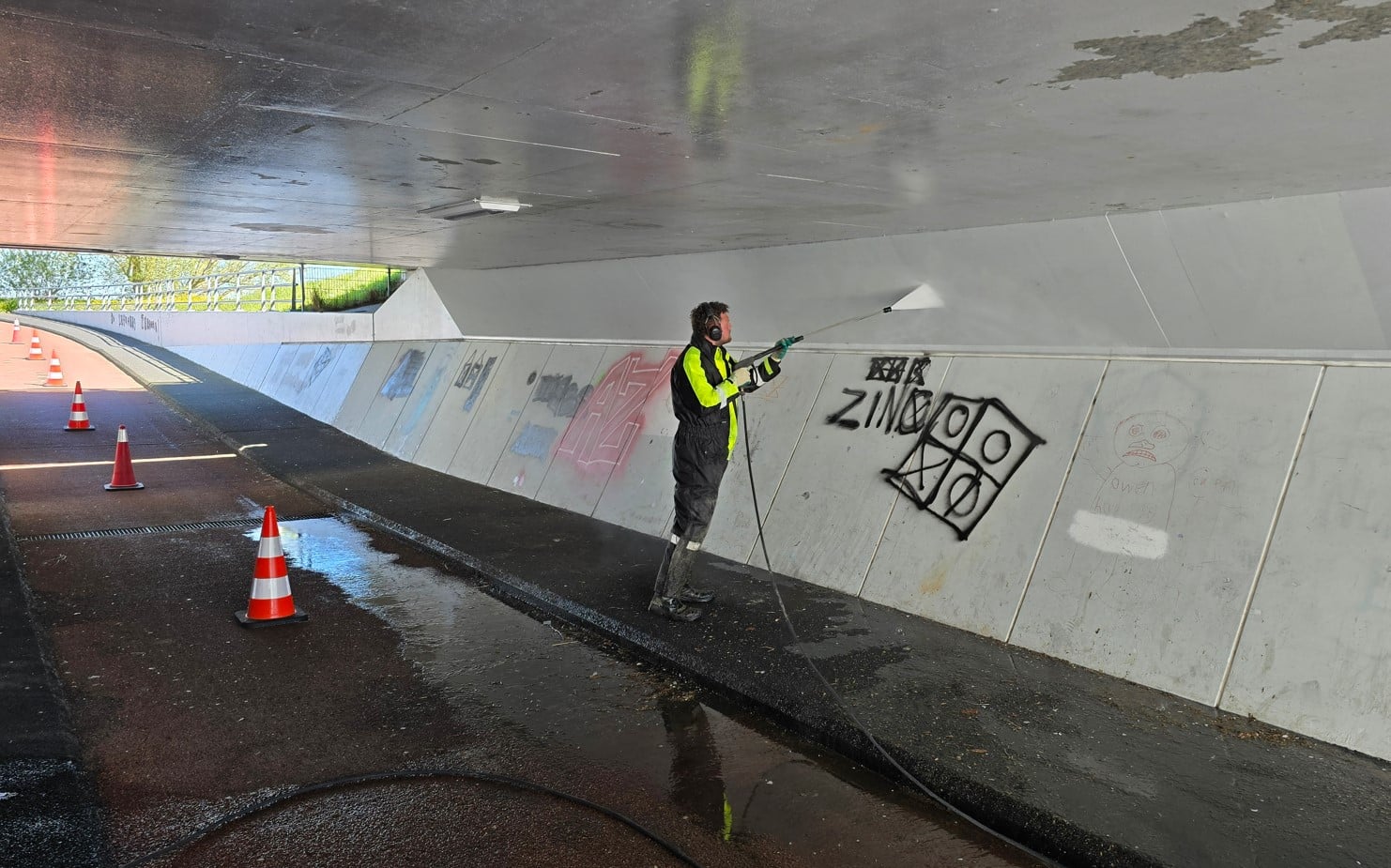RommersReiniging tunnel reiniging graffiti